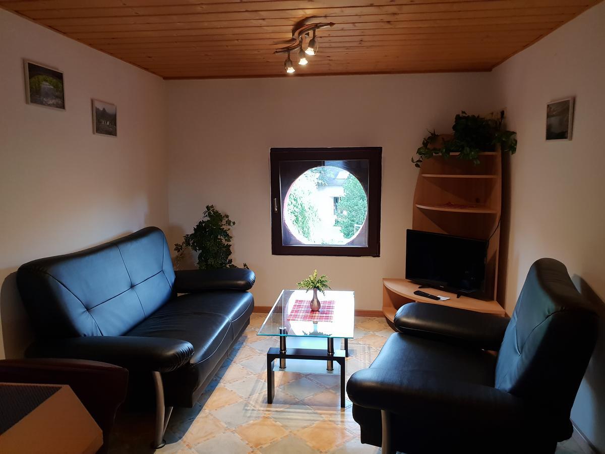 Locvillare Wadern Exterior foto